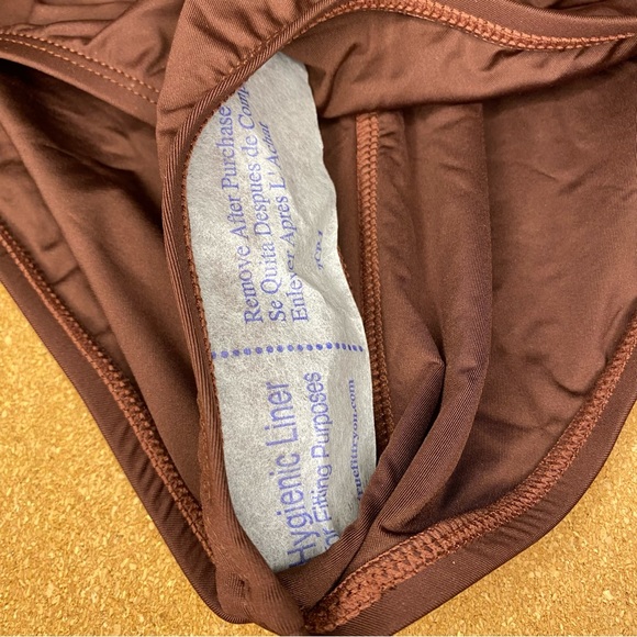 La Blanca Island Goddess Shirred Band Hipster Bottom Java Size 10 - Picture 7 of 14